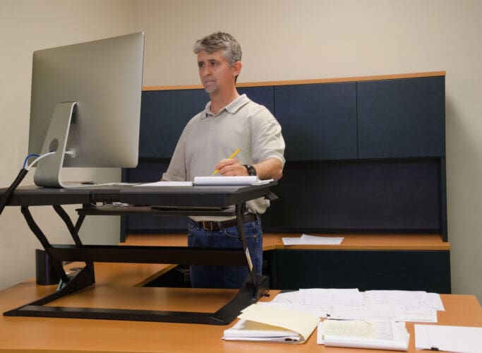 Using a standing desk correctly