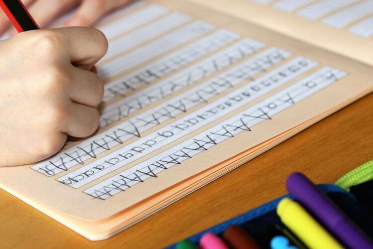 What Are The Signs Of Dyslexia