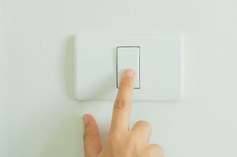 Saving Electricity in the Office