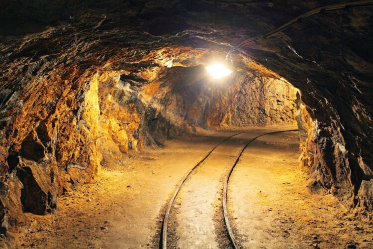 What Are The Emergency Procedures For Confined Space Workers