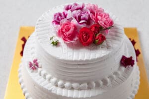 Edible flowers for cakes