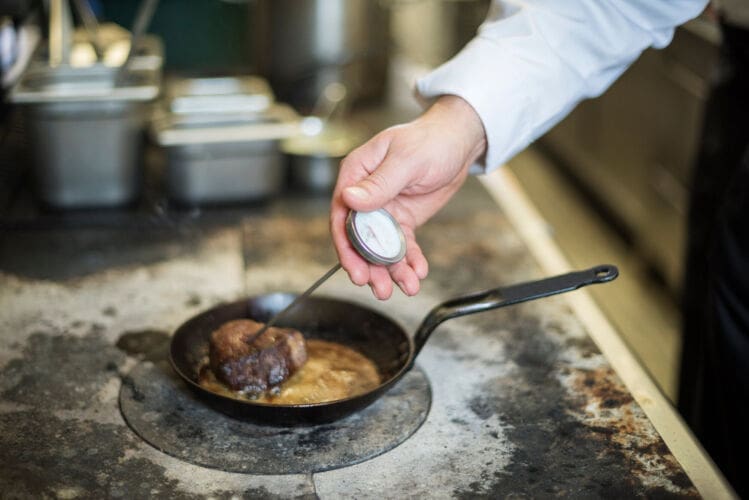 What is the food temperature danger zone