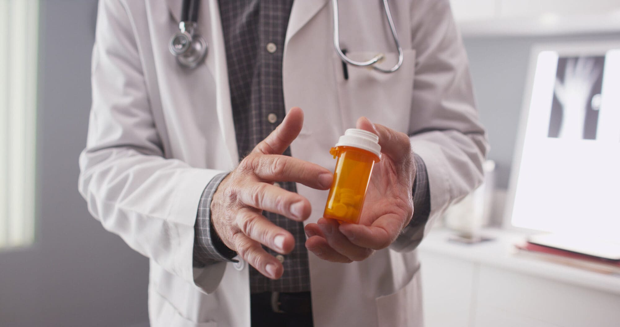 Doctor in charge of medication management Doctor in charge of medication management