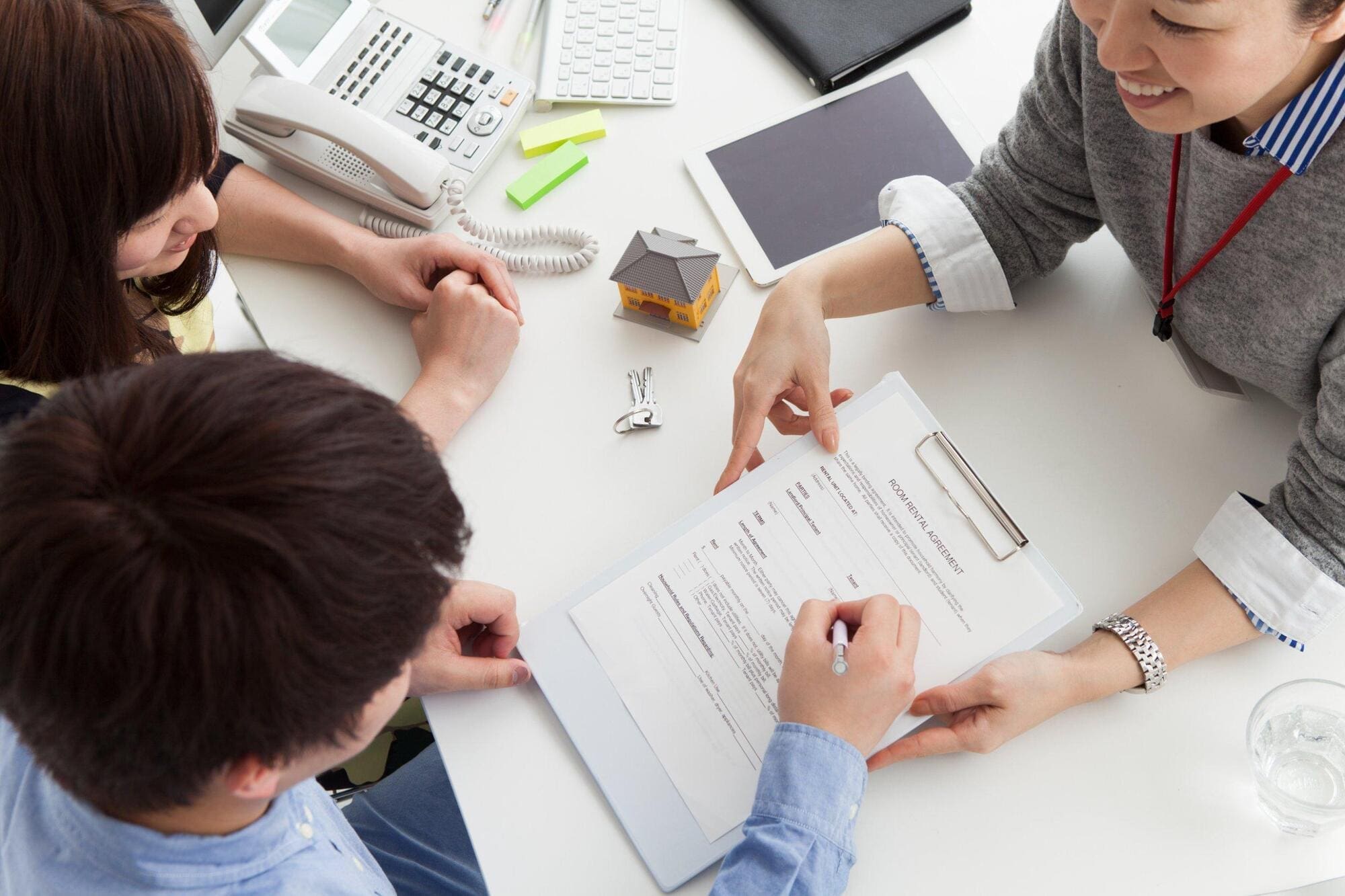 Meeting with broker at an estate agents