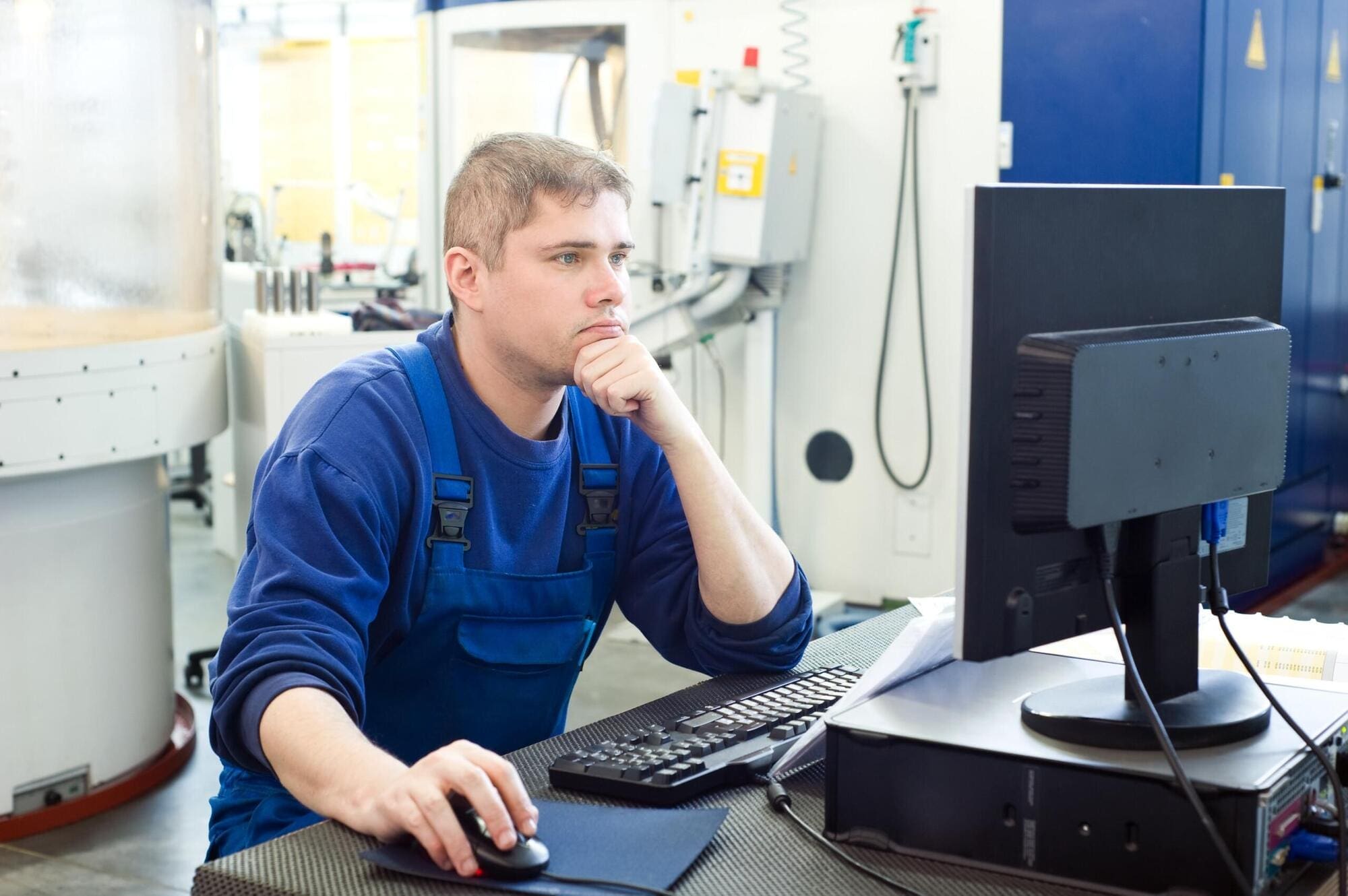 Mechanic taking training courses