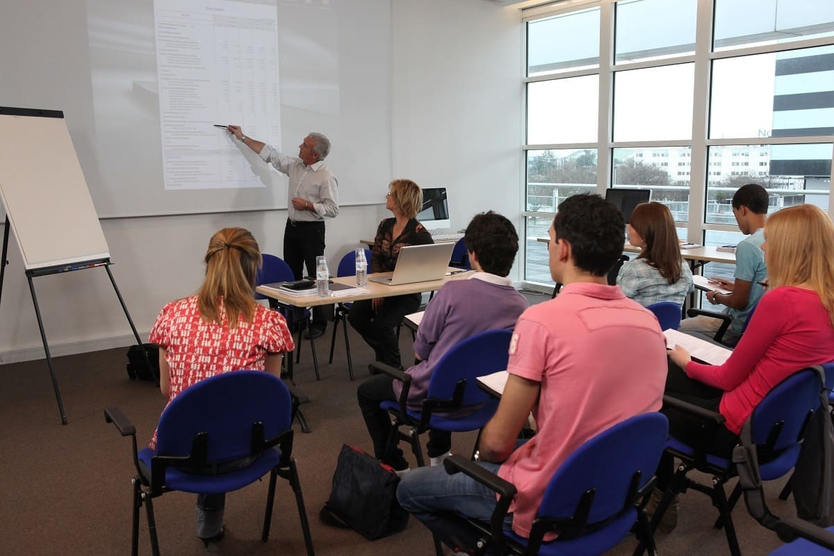 Training course to help CBT therapists