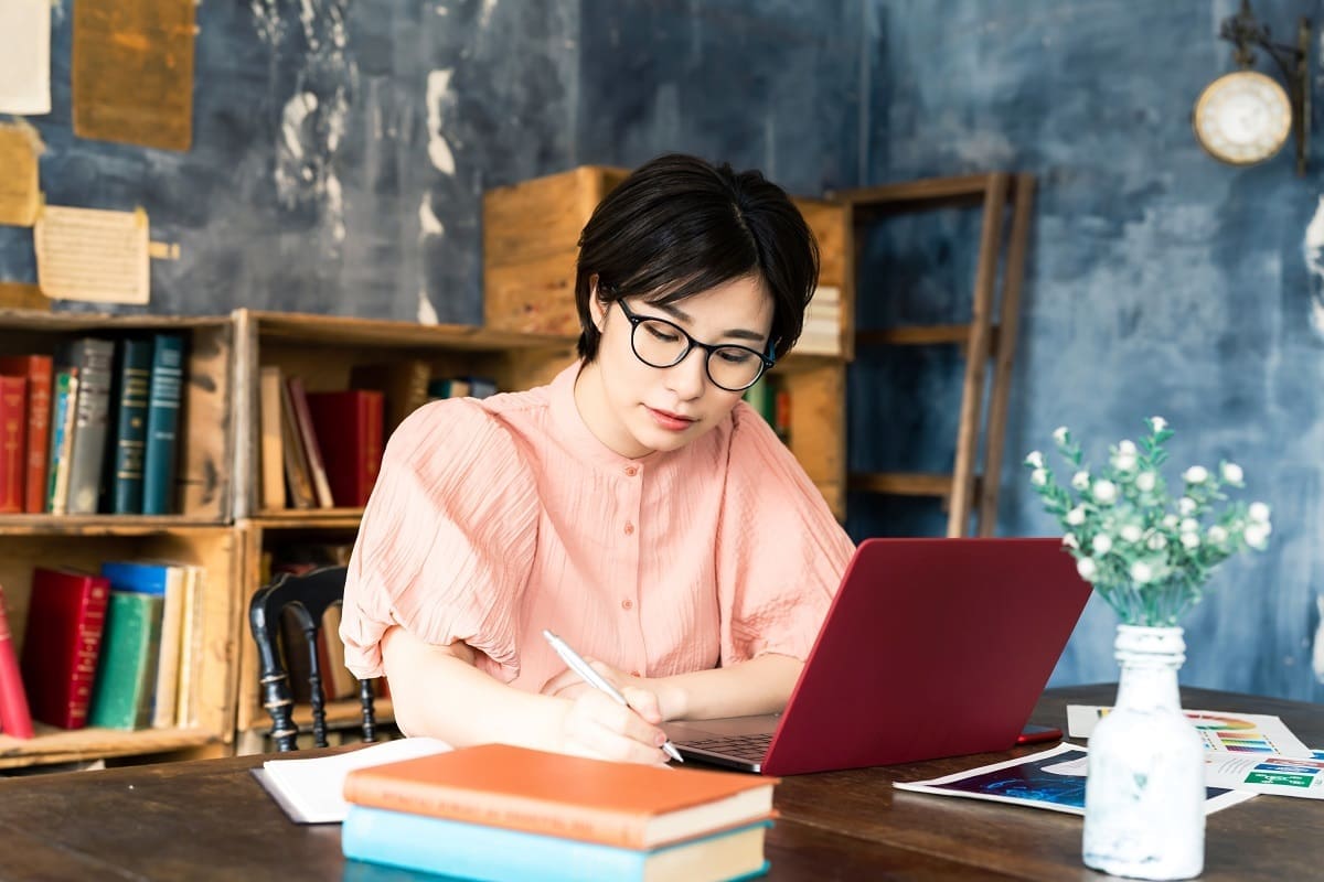 Becoming a book editor