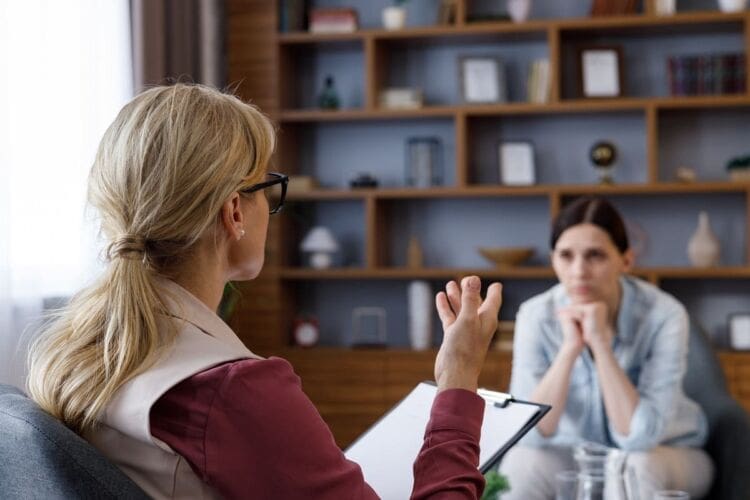 Becoming a CBT therapist