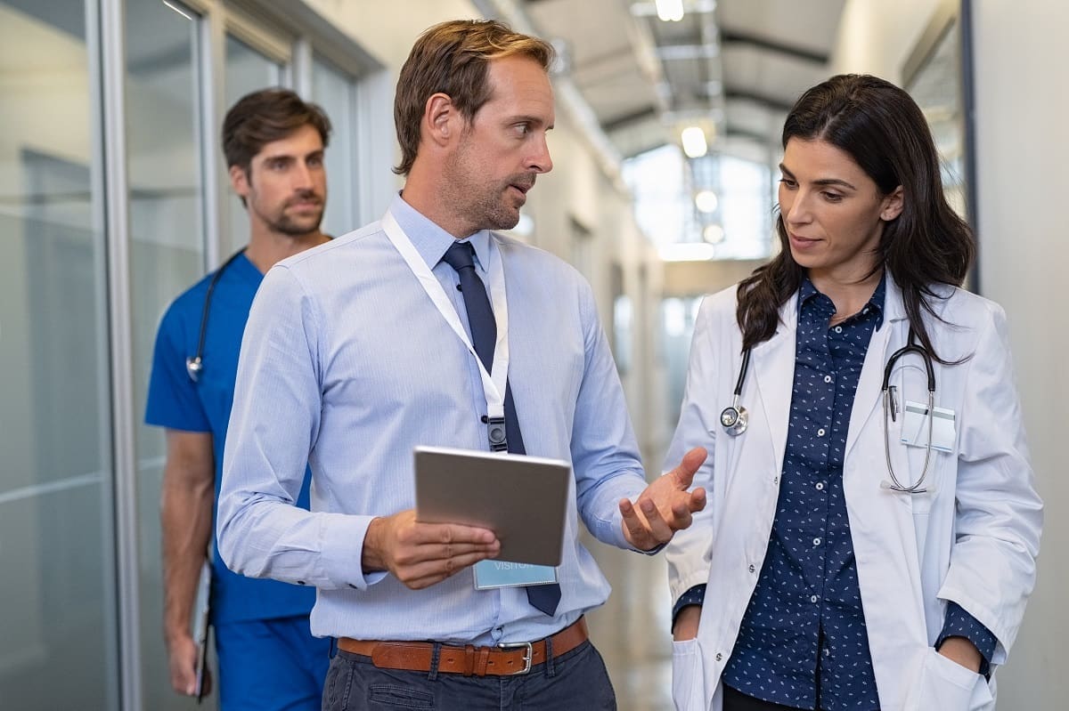 Hospital doctor with safeguarding concern