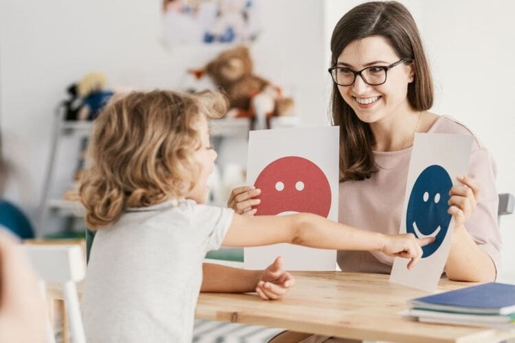 How to become a child psychologist
