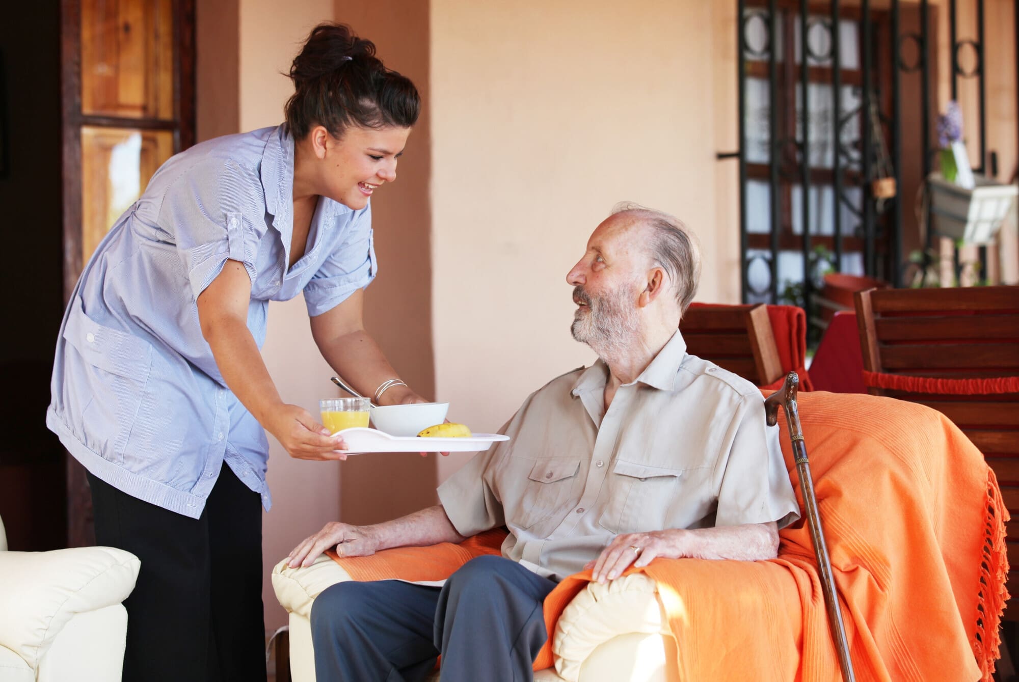 Communicating Standard 6 Care Certificate