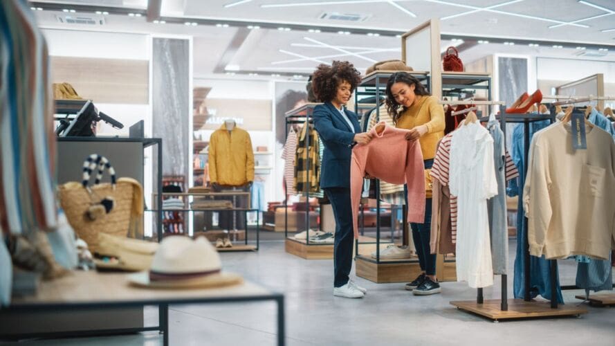Handling Difficult Customers and Resolving Complaints in Retail