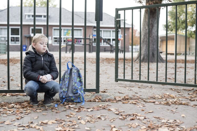 Strategies for Reporting and Intervening in Cases of Child Neglect 2 reporting child neglect cases