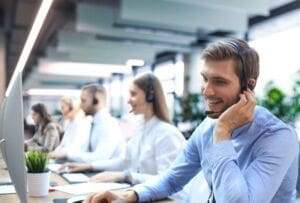 Technology’s Role in Modern Customer Service Pros and Cons