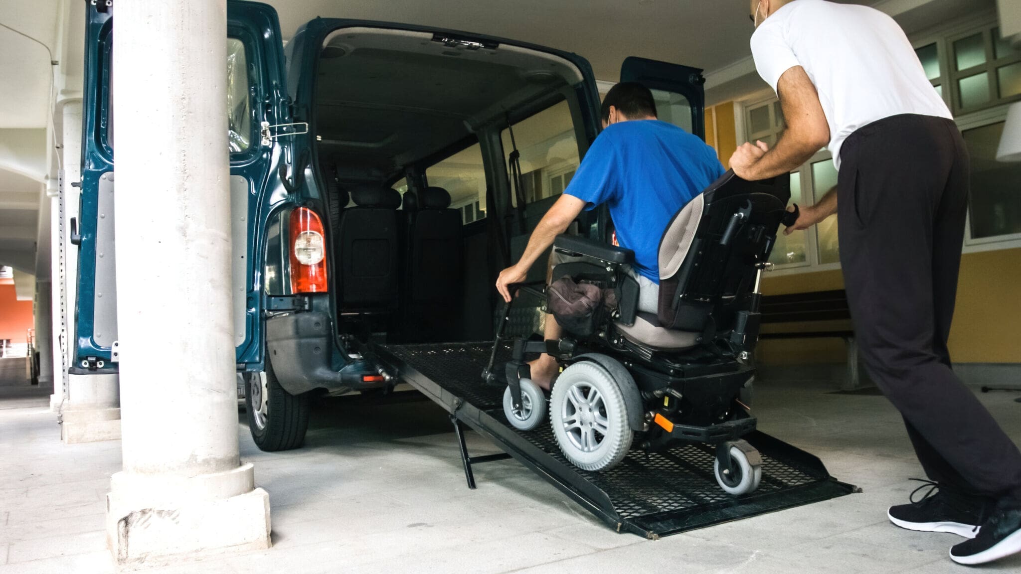 Types of Moving and Handling Equipment